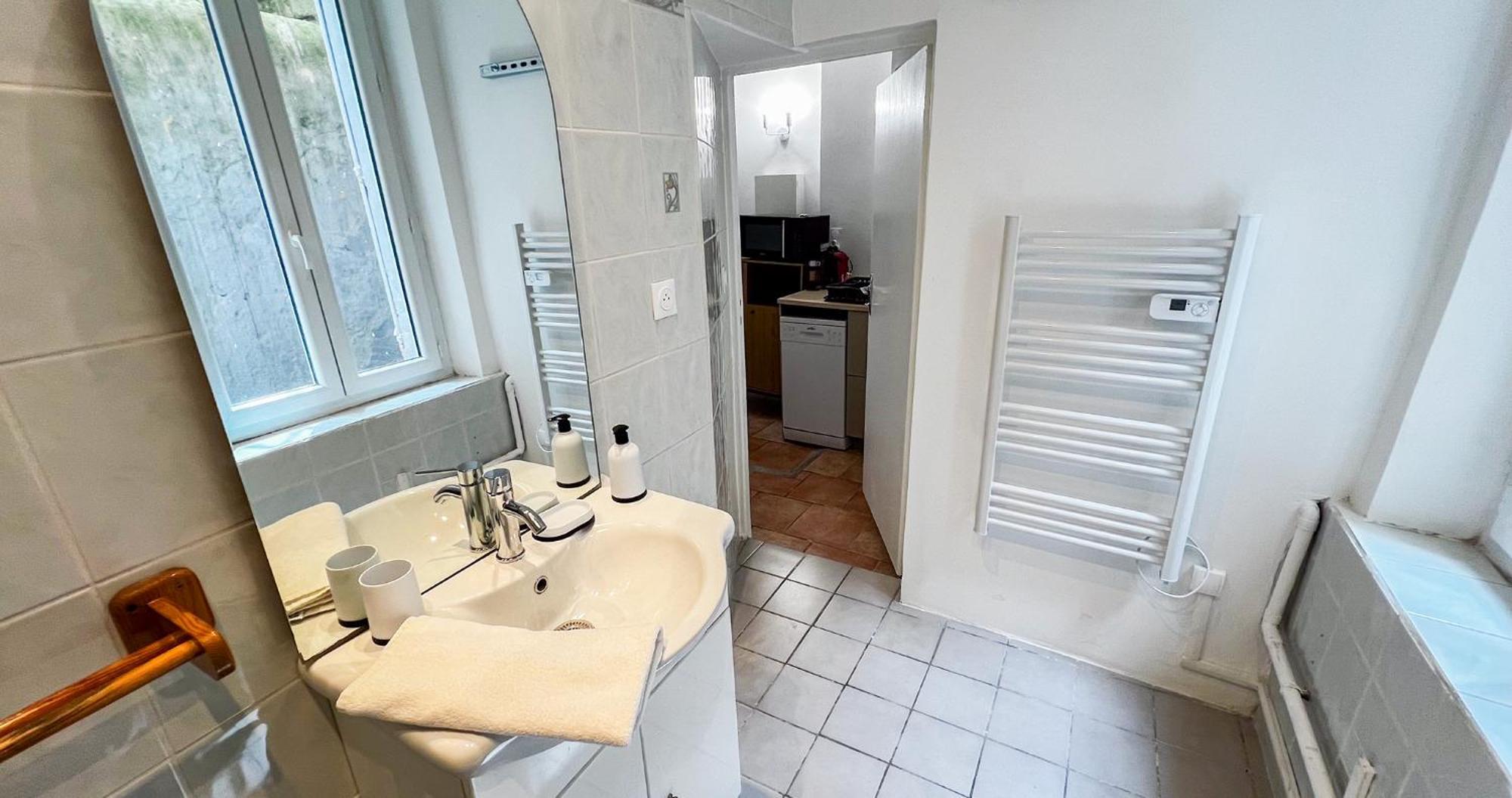 Appartement Hypercenter - Wifi - Near Place Des Corps Saints Avignon